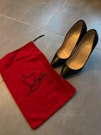 Louboutins, Ophalen, Zo goed als nieuw