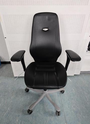 Chaise de Bureau Kinnarps en Cuir - Luxe et Ergonomie, Enlèvement, Neuf, Chaise de bureau