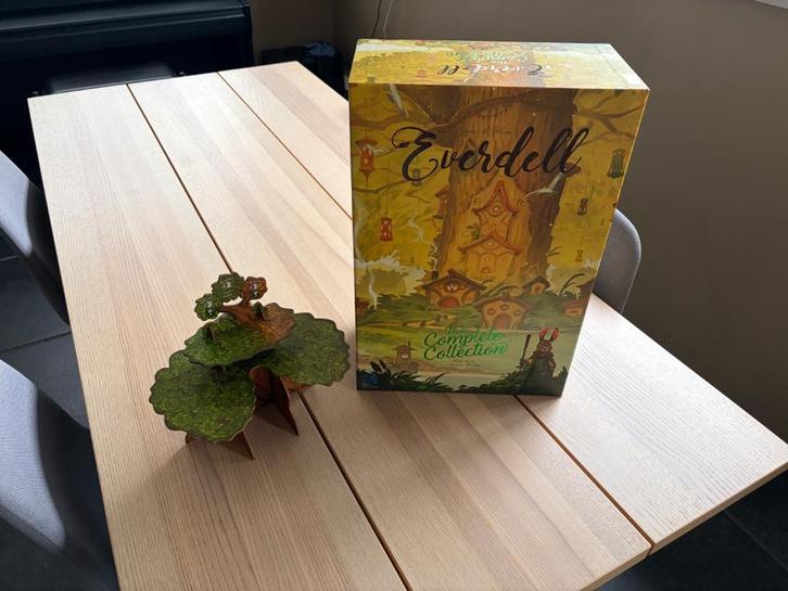 Everdell Complete Collection, Hobby en Vrije tijd, Gezelschapsspellen | Bordspellen, Zo goed als nieuw, Ophalen