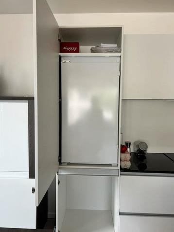 Réfrigérateur encastrable Whirlpool ARG104701 2 ans, Electroménager, Enlèvement, Comme neuf