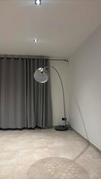 Lampe sur pied, Enlèvement, Utilisé