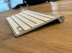 Apple Draadloos AZERTY toetsenbord - ONGEBRUIKT, Computers en Software, Toetsenborden, Ophalen, Azerty, Zo goed als nieuw, Draadloos