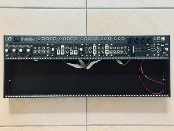 Intellijel 4u 104hp Palette Case with 1U Row of Modules, Musique & Instruments, Modules de son, Enlèvement ou Envoi, Utilisé, Autres marques