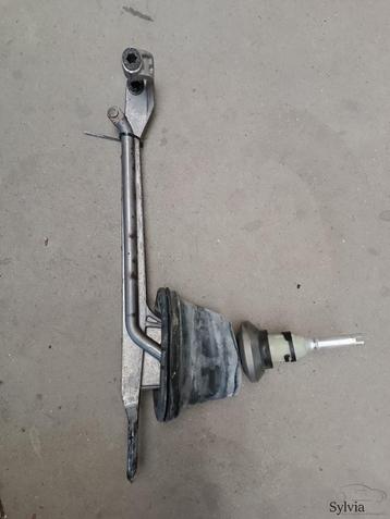 Schakel mechaniek schakelstang  BMW 5 serie F10 F11 25117592 beschikbaar voor biedingen