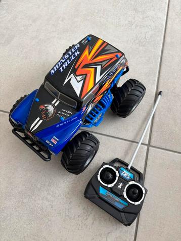 Monstertruck blauw met afstandsbediening Wonkey Cars beschikbaar voor biedingen