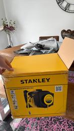Stanley air compressor met hose reel, Doe-het-zelf en Bouw, Compressors, Ophalen, Nieuw, 6 tot 10 bar, Olievrij