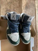 Nike maat 38 gebruiksschade zie foto’s, Kleding | Heren, Schoenen, Ophalen of Verzenden, Gedragen