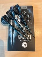 HARROWS BLACK KNIGHT 90% - DARTPIJLEN 23gr, Sport en Fitness, Ophalen, Zo goed als nieuw, Pijlen