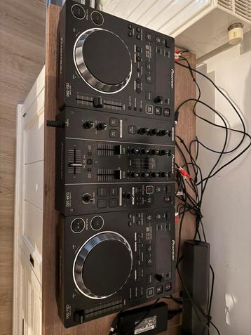 Pioneer CDJ 350  + Traktor audio 6 + Flightcase., Musique & Instruments, Enlèvement, Comme neuf, Pioneer