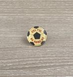 PIN - CELTIC - BEAUMONT - FOOTBALL - VOETBAL, Verzenden, Gebruikt, Sport, Speldje of Pin