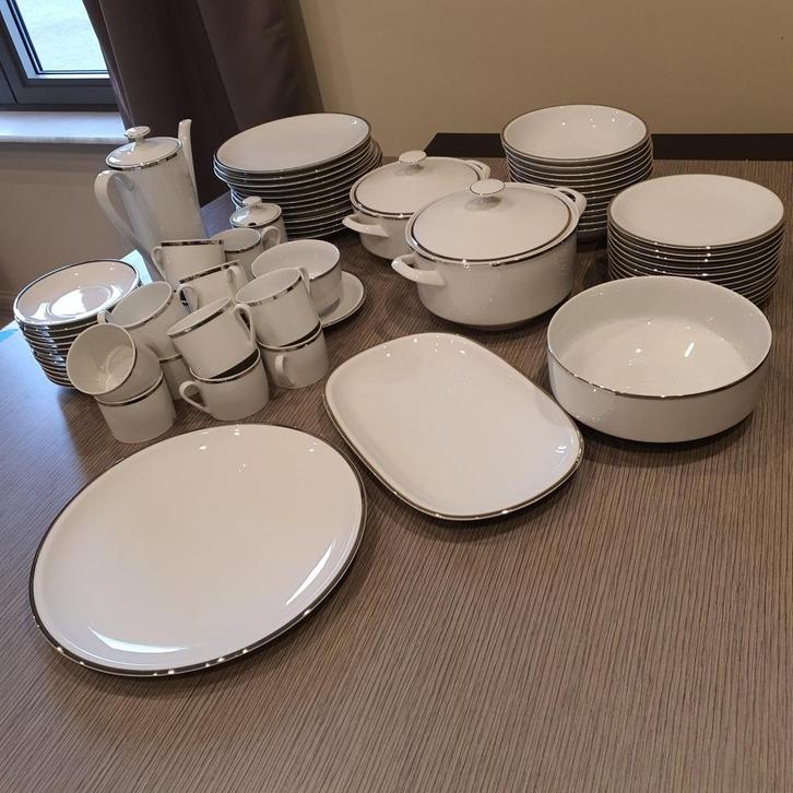 prachtige vintage XL servies in nieuwstaat, Antiek en Kunst, Antiek | Servies compleet, Ophalen