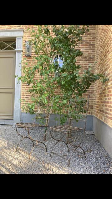 Prachtige smeedijzeren stoel (2 beschikbaar) beschikbaar voor biedingen