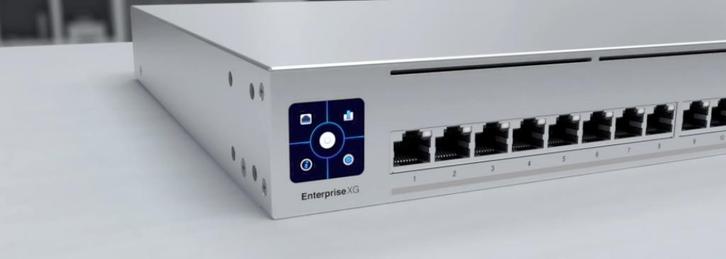Unifi Enterprise XG24 - 24 poorten van 10 GbE - 2 SFP28-poor, Computers en Software, Netwerk switches, Zo goed als nieuw, Ophalen of Verzenden