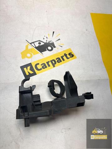 Renault megane motor ruimte onderdeel 217530327R beschikbaar voor biedingen