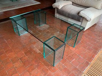 Glazen design salontafel merk Cassina beschikbaar voor biedingen