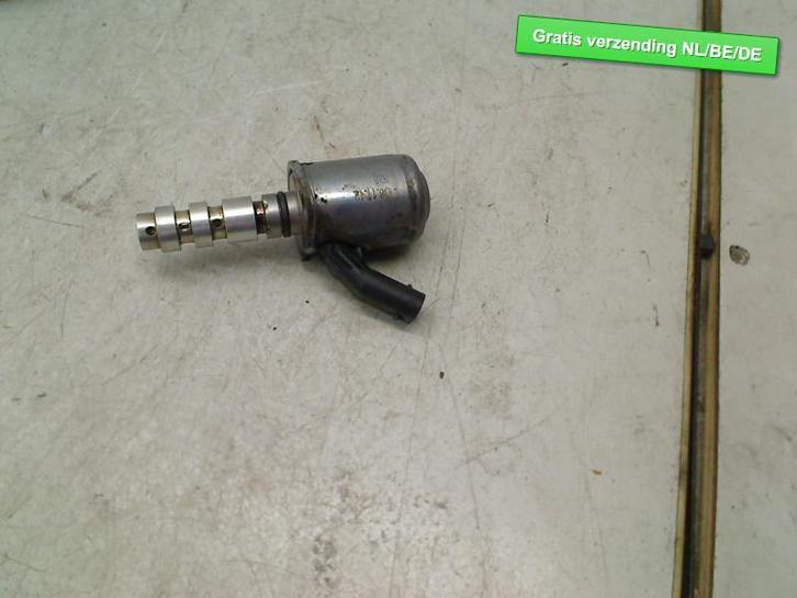 OLIEPOMP REGELKLEP A3 Limousine (8VS / 8VM) (04L906455A), Auto-onderdelen, Motor en Toebehoren, Audi, Gebruikt