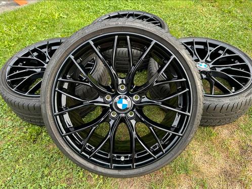 Origineel BMW 1 2 Serie F20 F2 F22 19 inch 405M Pirelli ZGAN, Auto-onderdelen, Banden en Velgen, Velg(en), Zomerbanden, 19 inch