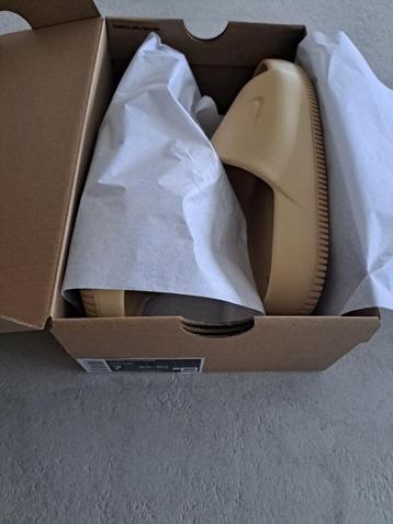 Nieuwe NIKE Calm Slide slippers 35.5 beschikbaar voor biedingen