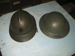 2 oude leger helmen, Ophalen of Verzenden, Landmacht, Helm of Baret