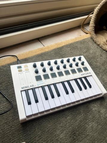 Arturia Minilab mk2, Musique & Instruments, Enlèvement ou Envoi, Comme neuf