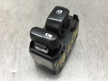 COMMUTATEUR VITRES ELECTRIQUES SsangYong Rexton (96327938), Utilisé, SsangYong