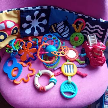 Jouets 1re age Hochets  beschikbaar voor biedingen