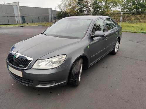 Skoda Octavia Berline 1.6 diesel, Autos, Skoda, Particulier, Octavia, ABS, Airbags, Air conditionné, Ordinateur de bord, Verrouillage central