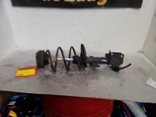 Schokdemperpoot links-voor van een Renault Clio, Auto-onderdelen, Ophanging en Onderstel, Renault, Gebruikt, 3 maanden garantie