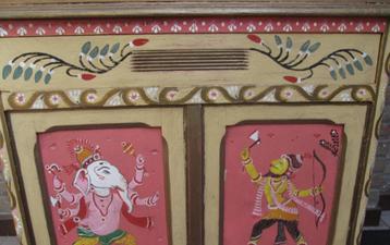 Indisch kastje Antiek beschikbaar voor biedingen