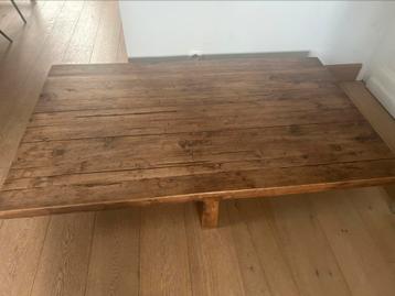 Houten salontafel laag  beschikbaar voor biedingen