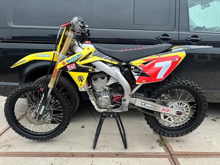 als NIEUWE Suzuki RMZ 450 2014, Fietsen en Brommers, Brommers | Crossbrommers, Zo goed als nieuw, Suzuki, Ophalen