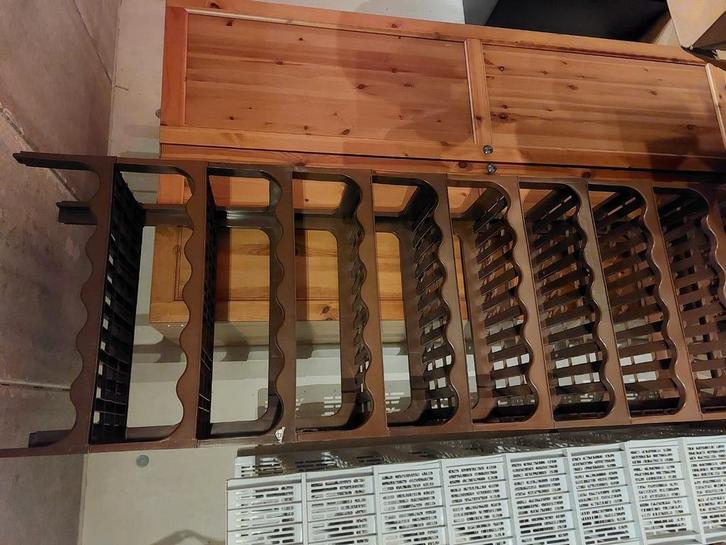 Plastic wijnrek, Huis en Inrichting, Woonaccessoires | Wijnrekken, Zo goed als nieuw, Ophalen