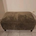 Poef Henders en hazel, Ophalen