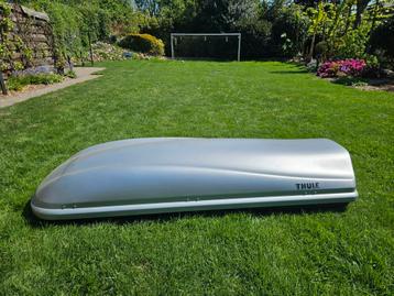 Thule dakkoffer, zeer nette staat! 799 nu 250 euro  230 x 90 beschikbaar voor biedingen