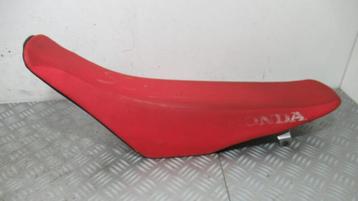 ZOEK zadel honda crf150r  beschikbaar voor biedingen