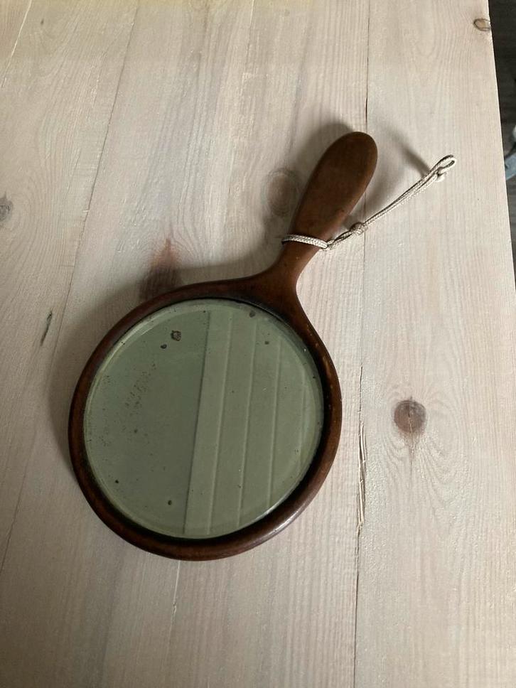 Oude houten handspiegel, Antiquités & Art, Antiquités | Miroirs, Rond, Enlèvement ou Envoi