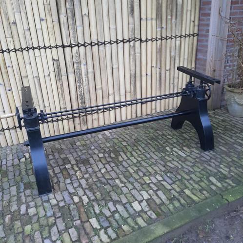 verstelbaar/opdraaibaar tafelonderstel Atlanta, Huis en Inrichting, Tafels | Eettafels, Nieuw, Metaal, Ophalen of Verzenden