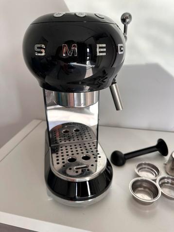 Machine à café SMEG., Enlèvement, Comme neuf