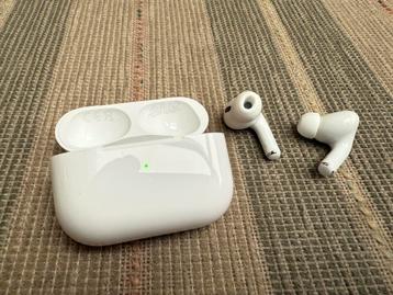 NIEUWSTAAT Apple AirPods Pro 2 USB C Case Noise Cancelling beschikbaar voor biedingen