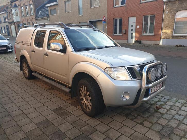 A vendre Pick-Up NISSAN NAVARA, Autos, Nissan, Particulier, Navara double cabine, 4x4, ABS, Caméra de recul, Régulateur de distance