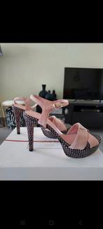 "Pepe Castell" plateau sandalen, nude roze, maat 37, Kleding | Dames, Schoenen, Roze, Zo goed als nieuw, Ophalen