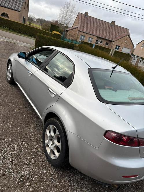 Alfa 159 16v 195.000km 2008, Auto's, Alfa Romeo, Particulier, Diesel, Euro 4, Berline, 5 deurs, Handgeschakeld, Zilver of Grijs