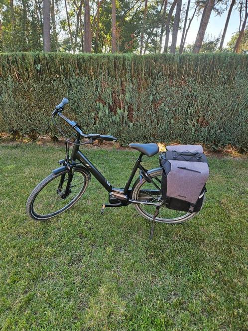 Giant Entoure E+, Fietsen en Brommers, Elektrische fietsen, Zo goed als nieuw, Giant, 50 km per accu of meer, Ophalen