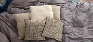 Coussins beige / beige rayé  beschikbaar voor biedingen