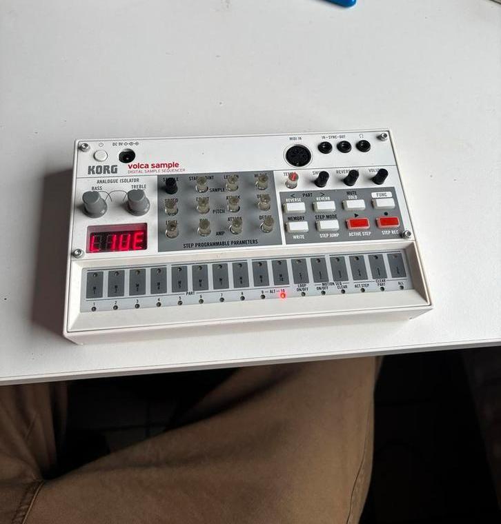 Korg Volca sample, Muziek en Instrumenten, Samplers, Zo goed als nieuw, Ophalen of Verzenden