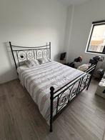 Ijzeren bed, Huis en Inrichting, Slaapkamer | Bedden, Ophalen, Gebruikt, Zwart, Tweepersoons