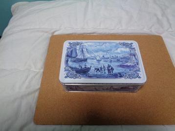 Blikken doos Delfts Blauwmotief beschikbaar voor biedingen