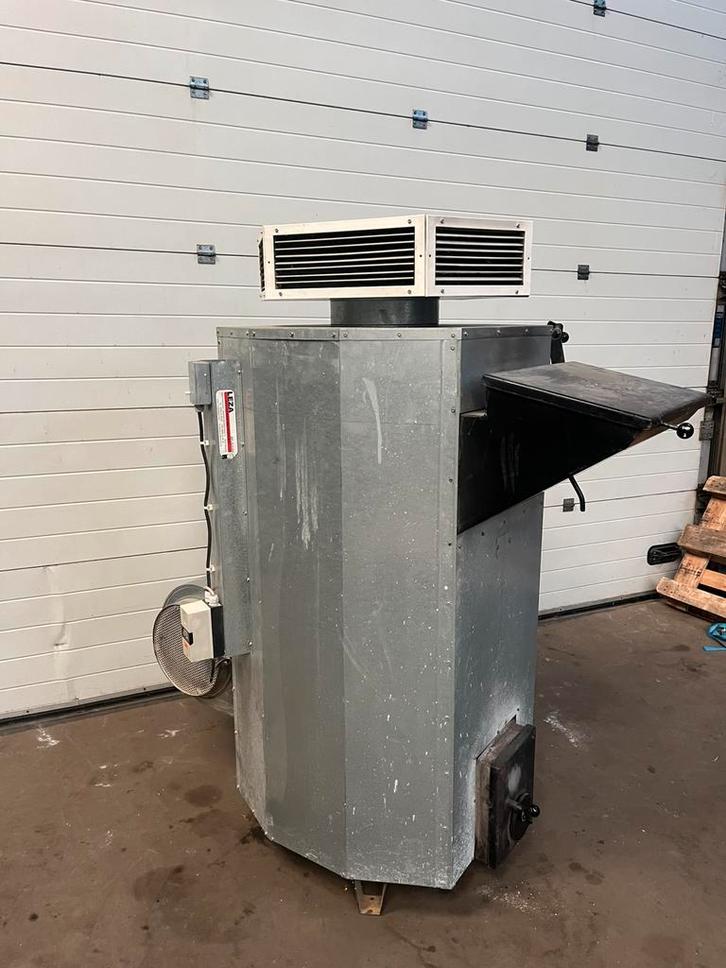 Werkplaatskachel houtkachel allesbrander werkplaatsheater, Doe-het-zelf en Bouw, Verwarming en Radiatoren, Zo goed als nieuw, Ophalen of Verzenden