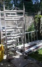 Steiger en Stellinghaken met Loopbrug en ladders in een SET, Doe-het-zelf en Bouw, Ophalen of Verzenden