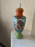 Vase polychrome en porcelaine, Enlèvement